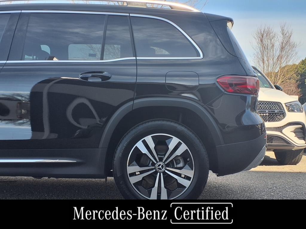 2025 Mercedes Benz GLB 250 photo 2