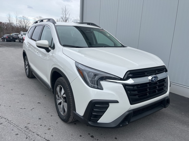 2025 Subaru Ascent Premium's photo