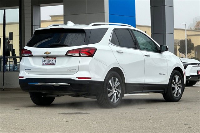 2022 Chevrolet Equinox Premier photo 2