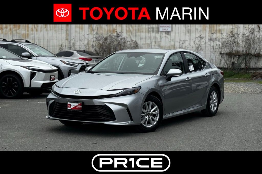 2026 Toyota Camry LE's photo