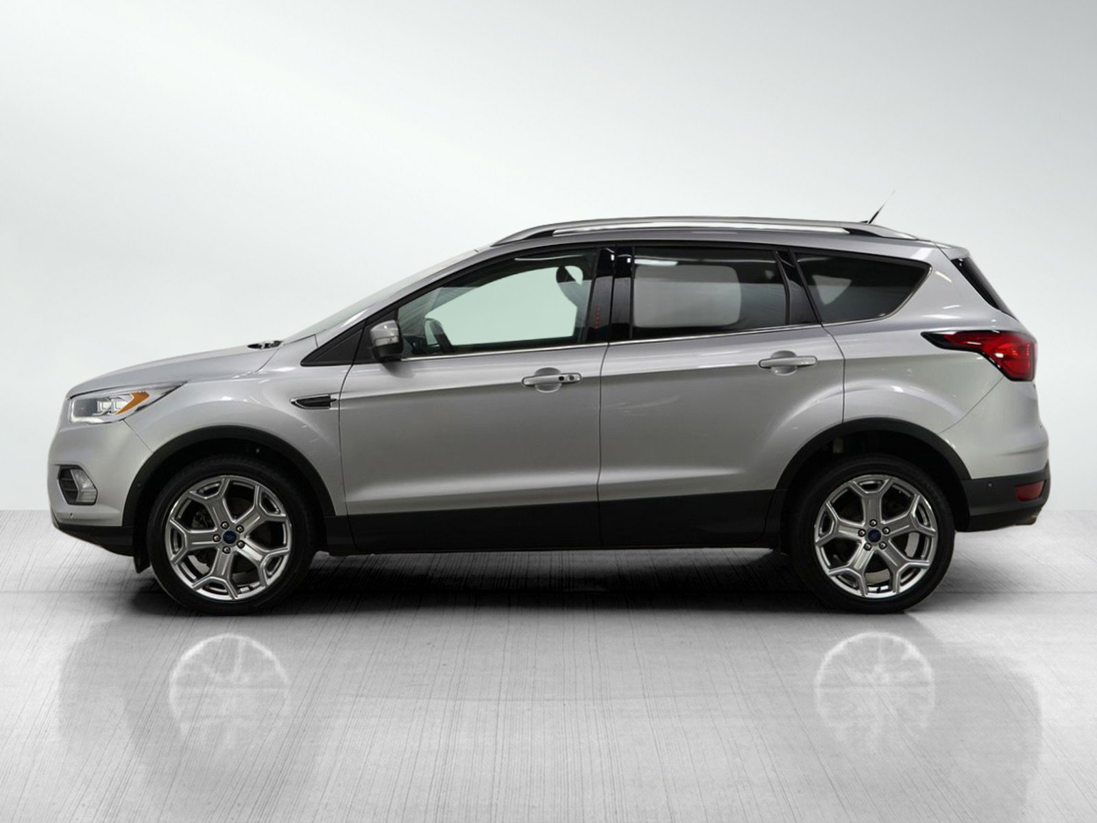 Used 2019 Ford Escape Titanium with VIN 1FMCU9J9XKUA24901 for sale in Burnsville, Minnesota