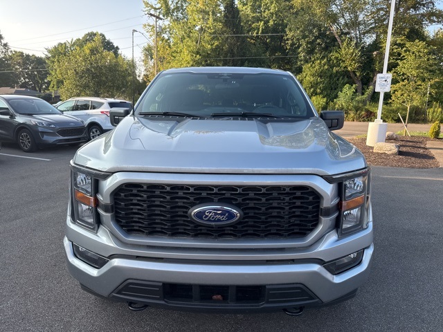 2023 Ford F-150 XL photo 2