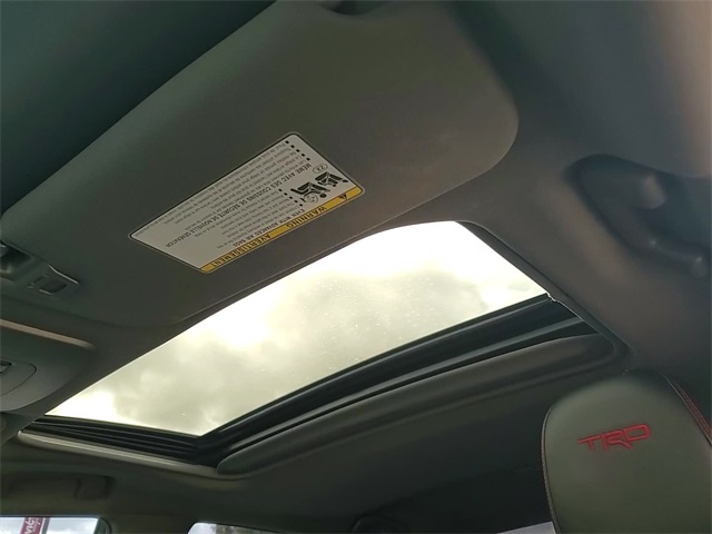 2020 Toyota Avalon TRD photo 20