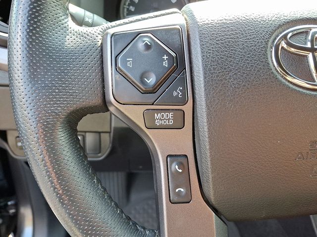 2023 Toyota Tacoma TRD Off-Road V6 photo 19