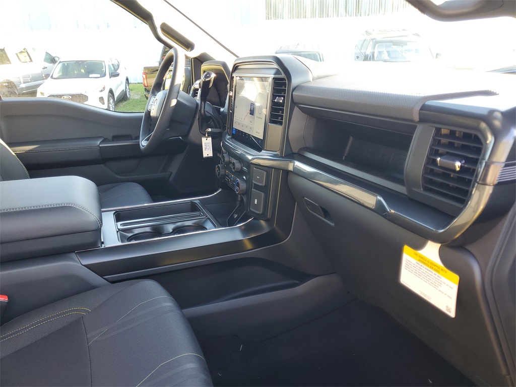 2025 Ford F-150 STX photo 27