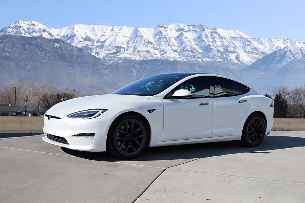 2021 Tesla Model S Plaid photo 2