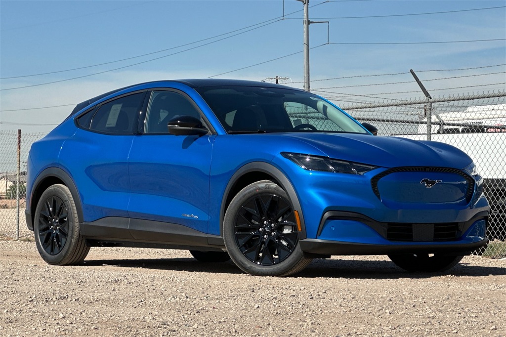 2025 Ford Mustang Mach-E Select photo 2
