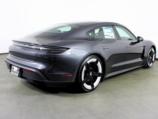 2025 Porsche Taycan S photo 7