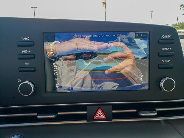 2025 Hyundai Elantra SEL Sport photo 15
