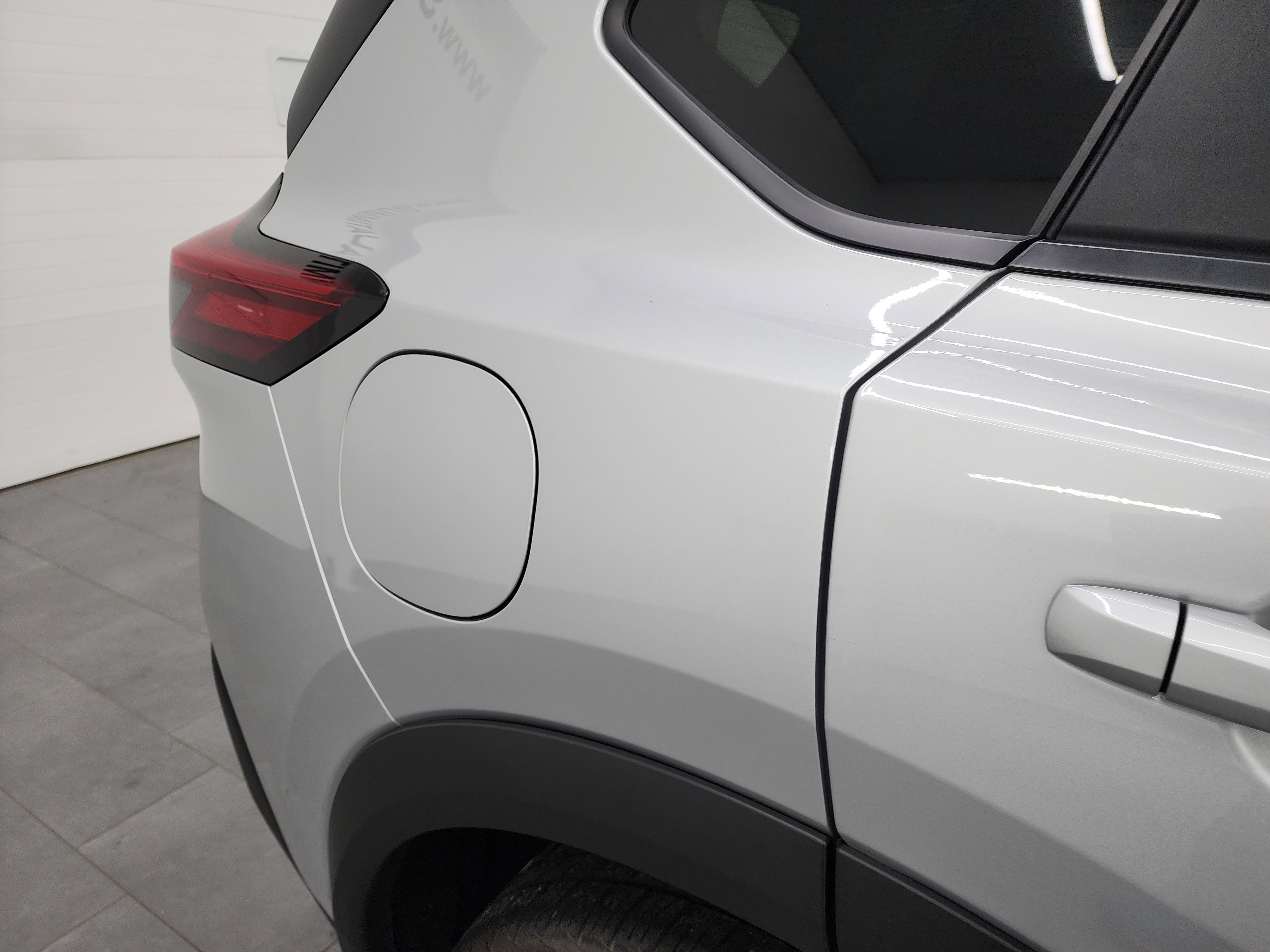 2023 Nissan Rogue SV photo 6