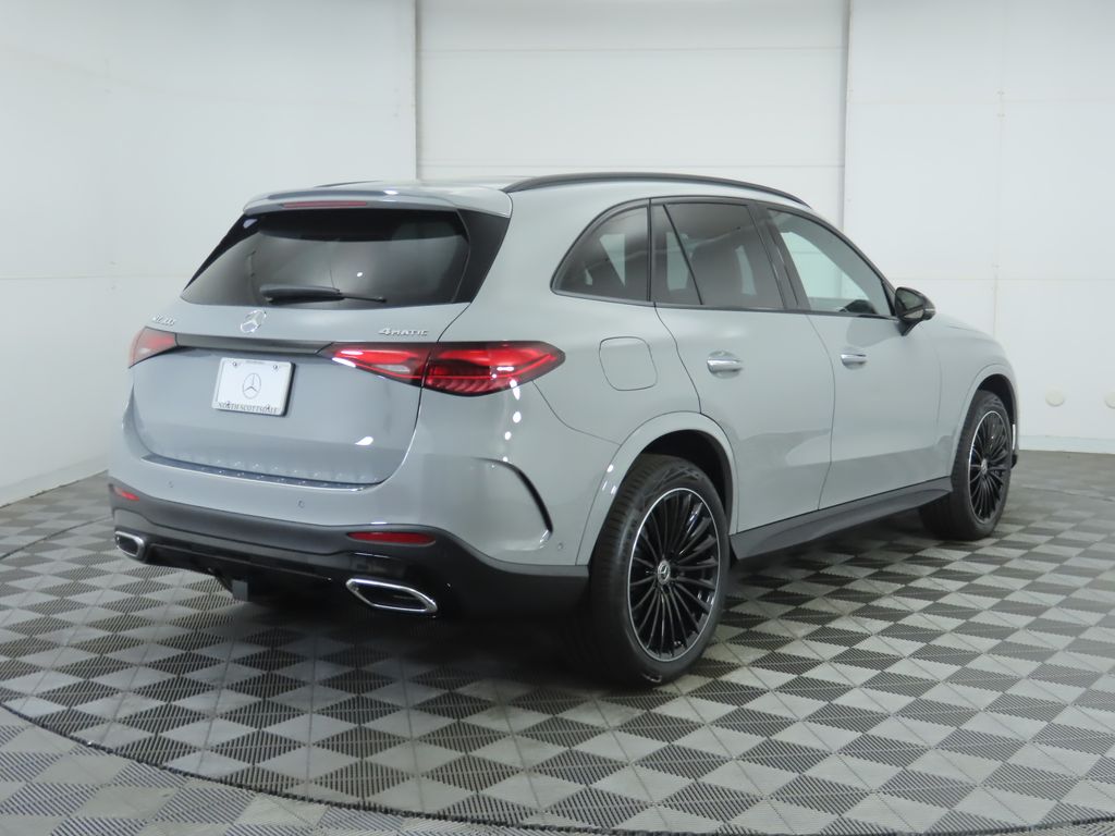 2026 Mercedes Benz GLC 300 4MATIC photo 5