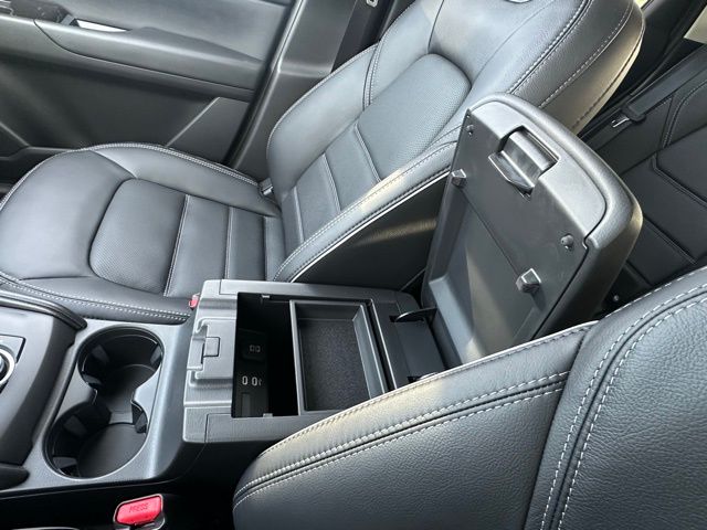 2025 Mazda CX-5 2.5 S Preferred photo 25