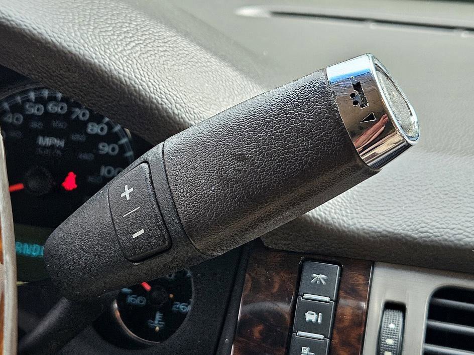 2014 Gmc Yukon XL Denali photo 23