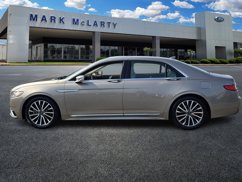 2020 Lincoln Continental Standard photo 4