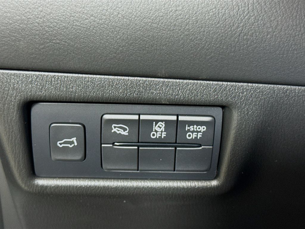 2025 Mazda CX-5 2.5 S Preferred photo 10