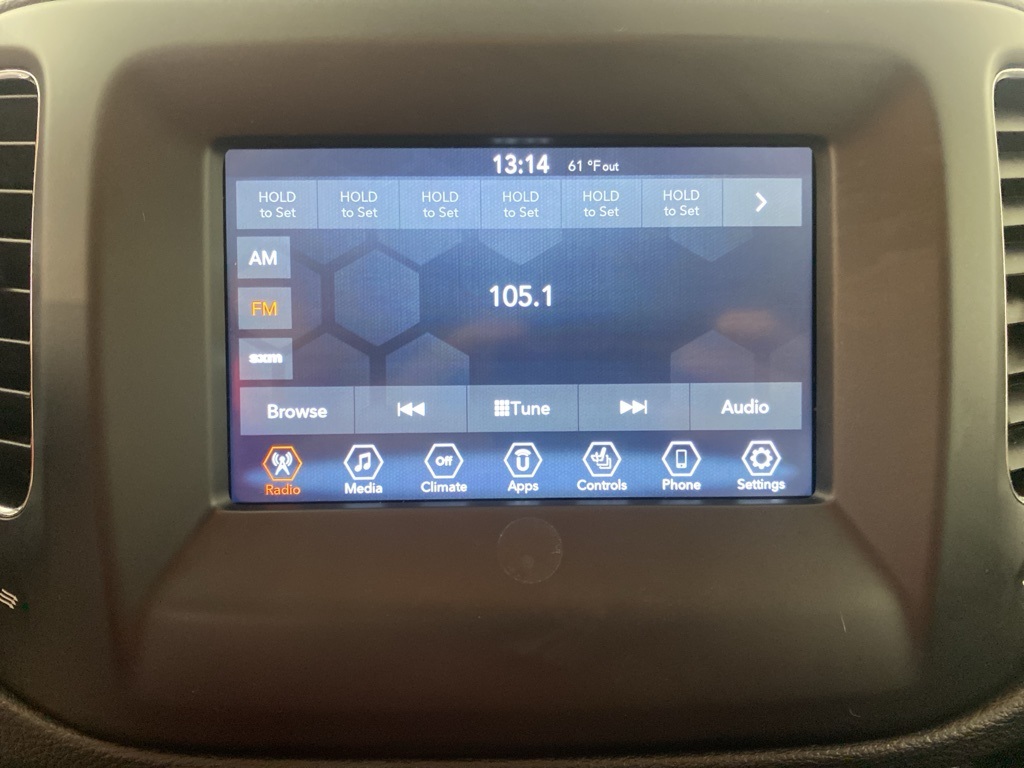 2019 Jeep Compass Latitude photo 17