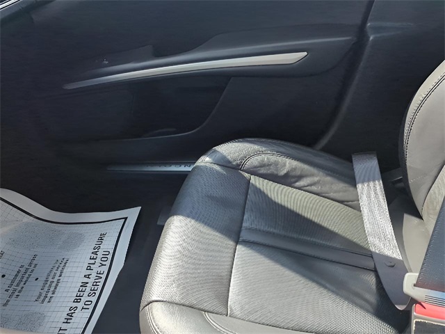 2014 Lincoln MKZ Hybrid photo 21