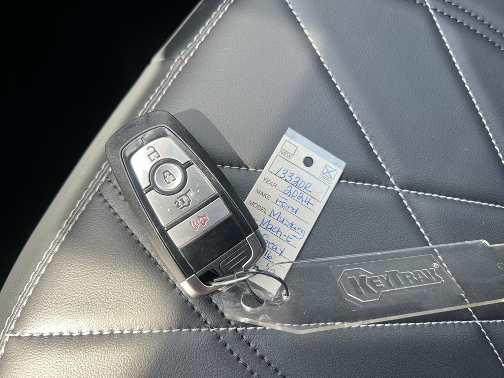 2024 Ford Mustang Mach-E Select photo 15