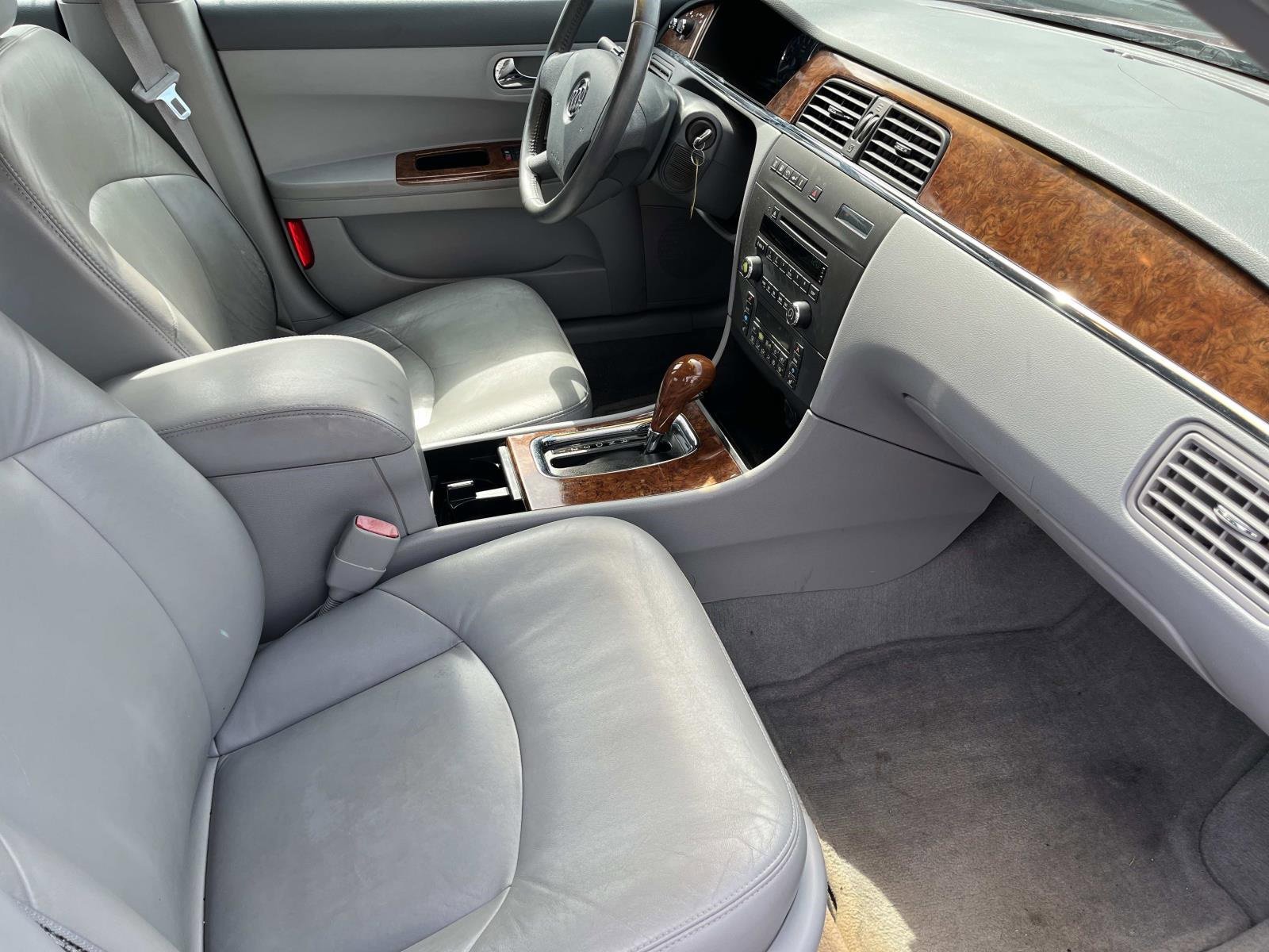 2005 Buick LaCrosse CXL photo 21