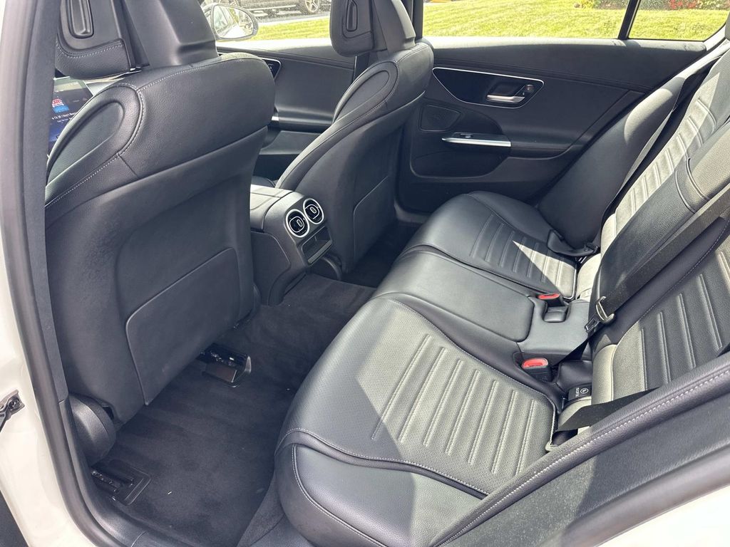 2023 Mercedes Benz C 300 4MATIC photo 29