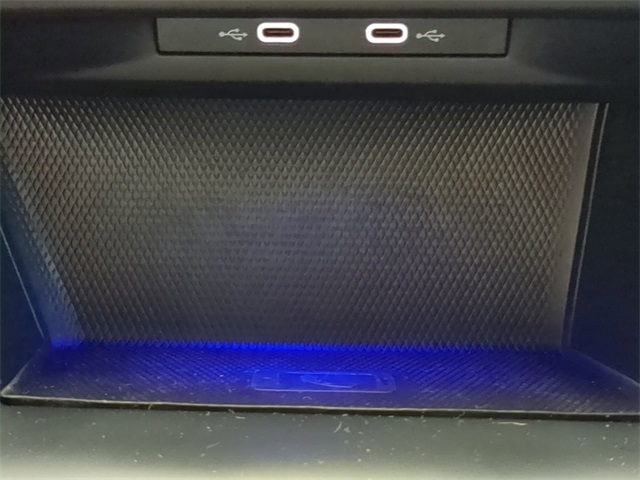 2022 Volkswagen Golf R photo 20