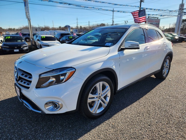 2019 Mercedes-Benz GLA-Class GLA250's photo