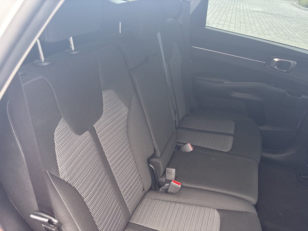2023 Kia Sorento LX photo 33