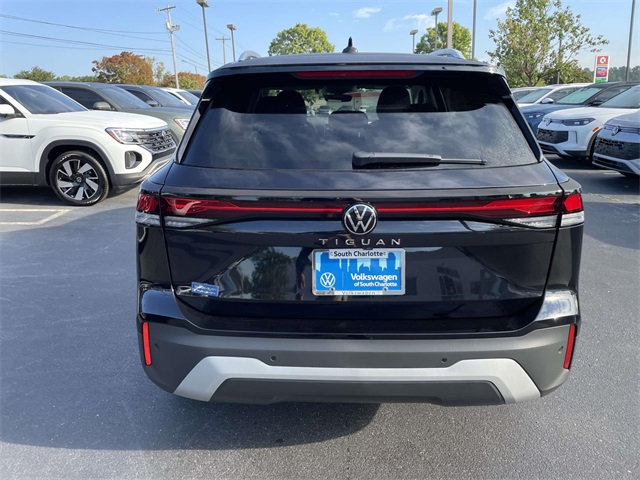 2025 Volkswagen Tiguan S photo 5