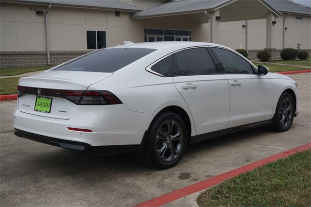 2025 Honda Accord Hybrid EX-L photo 4