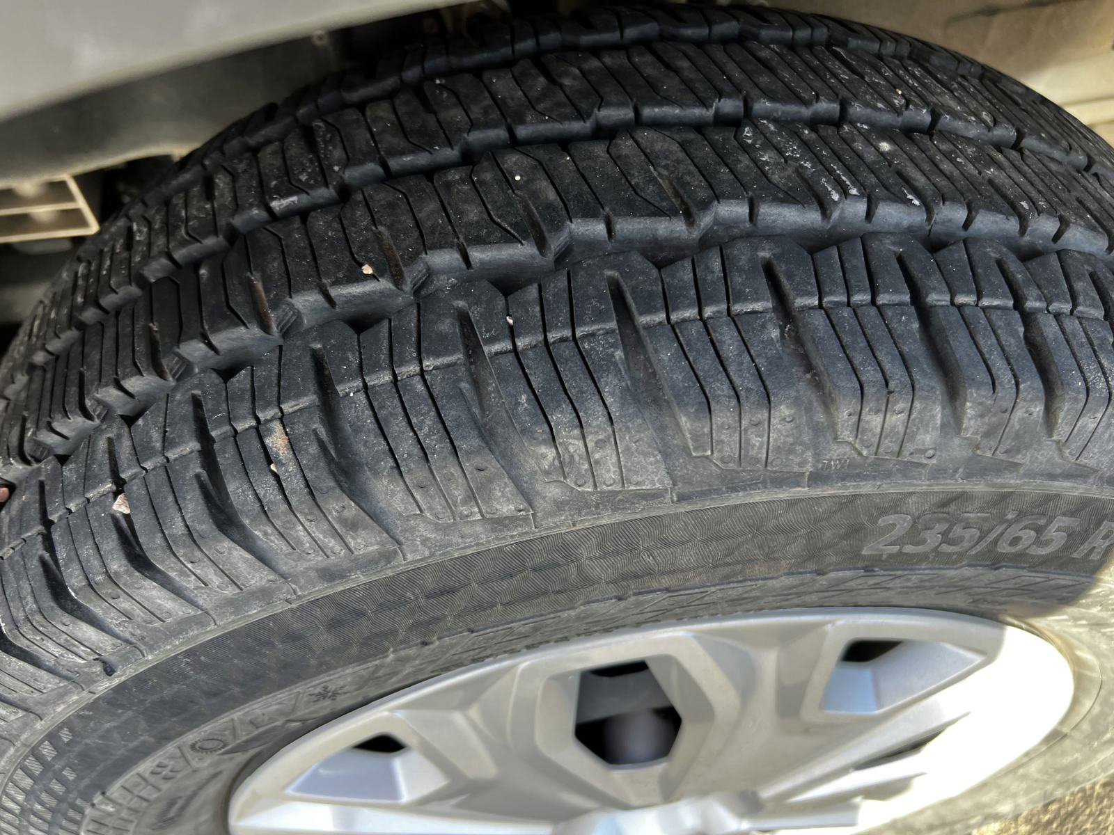 2023 Ford Transit photo 2