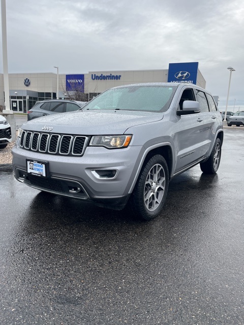 2018 Jeep Grand Cherokee Limited Sterling Edition's photo
