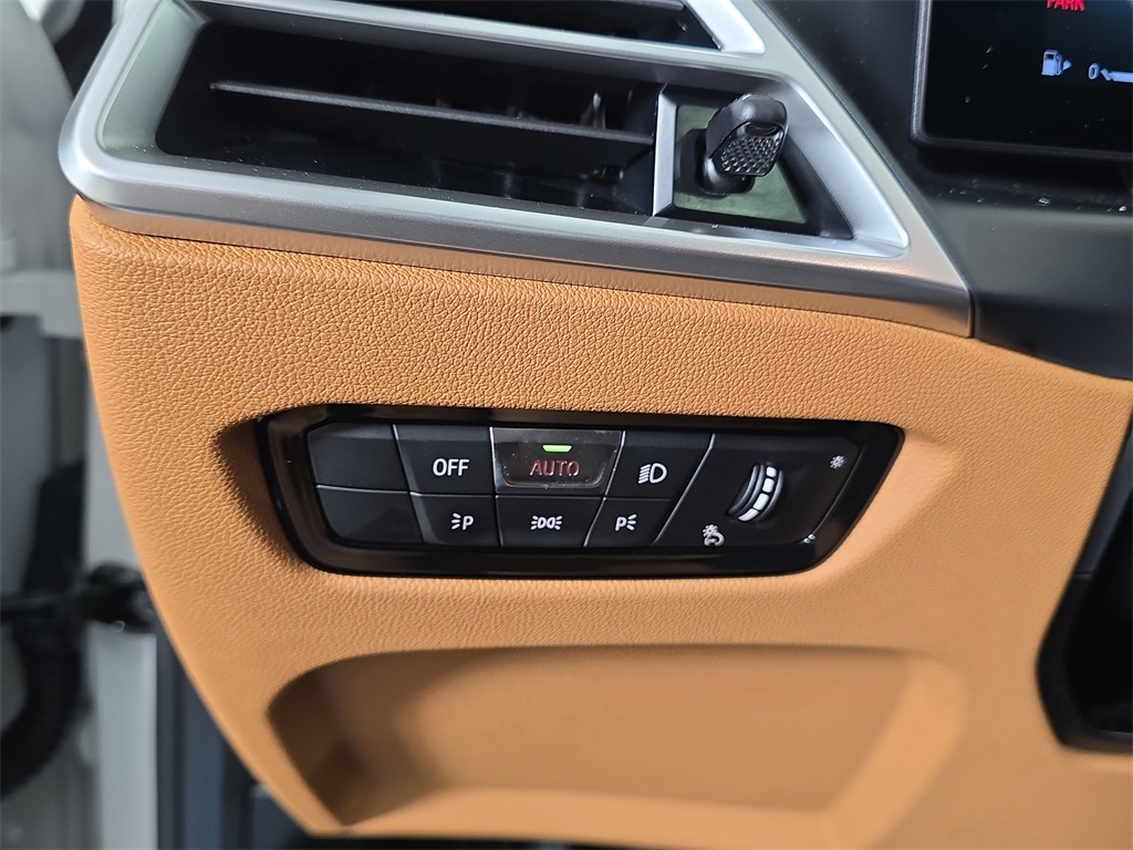 2025 Bmw 330i xDrive Sedan photo 25