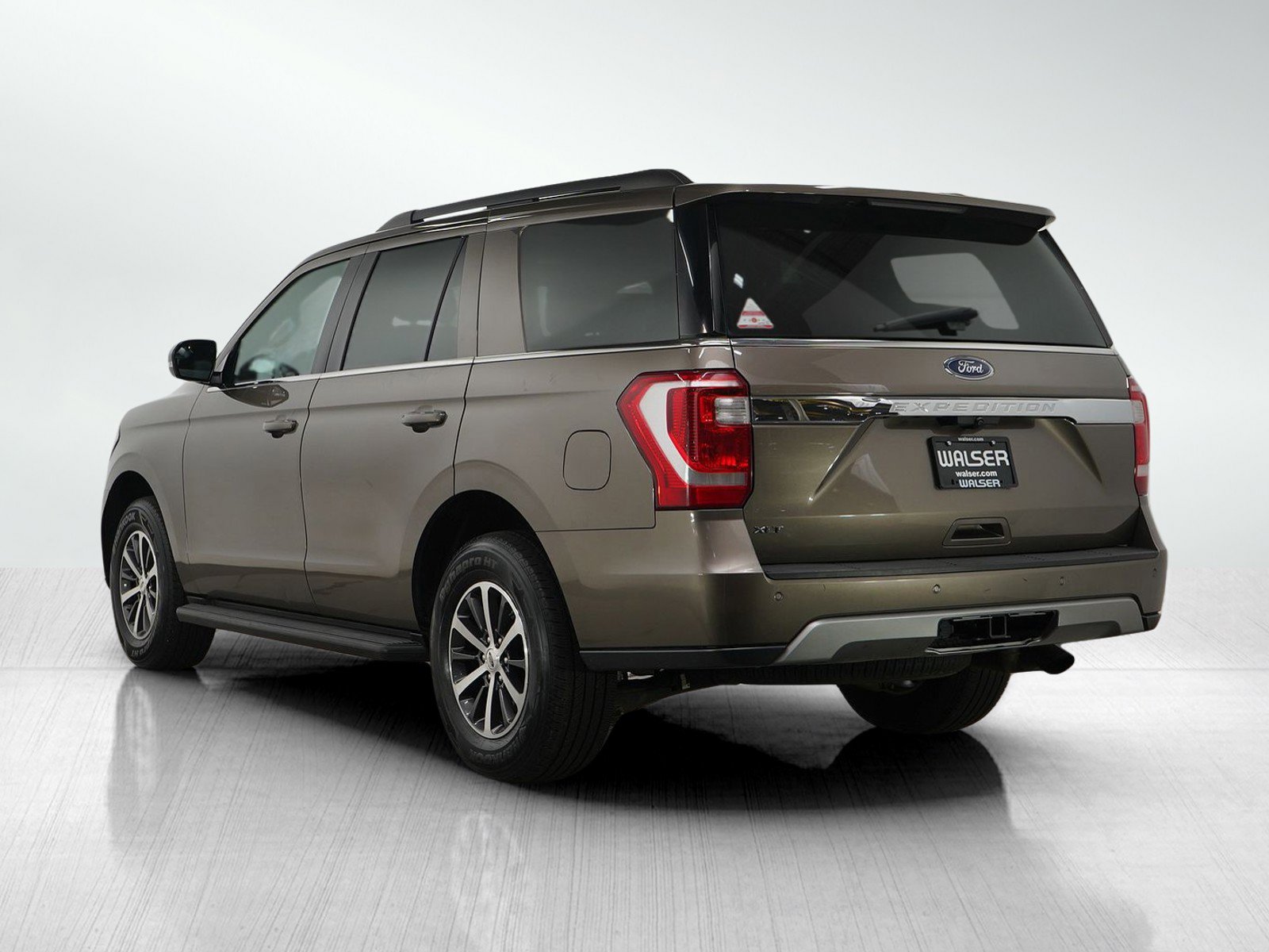 2019 Ford Expedition XLT photo 3