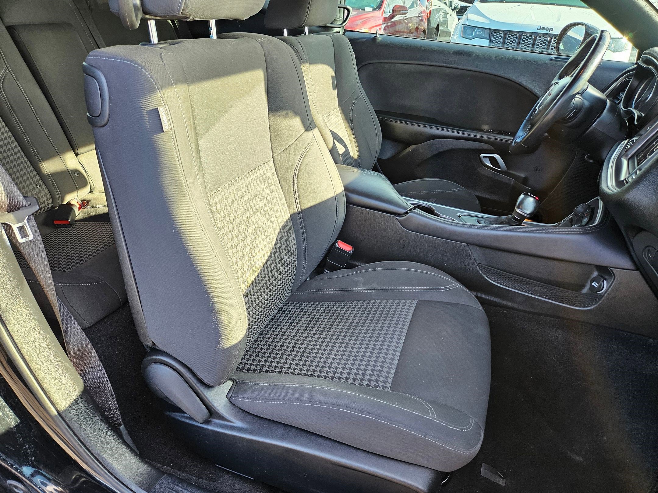 2019 Dodge Challenger SXT photo 28