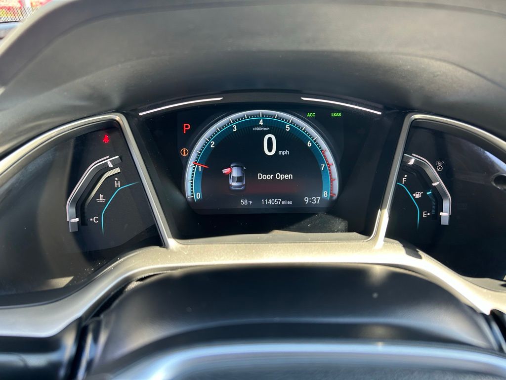 2017 Honda Civic Touring photo 16