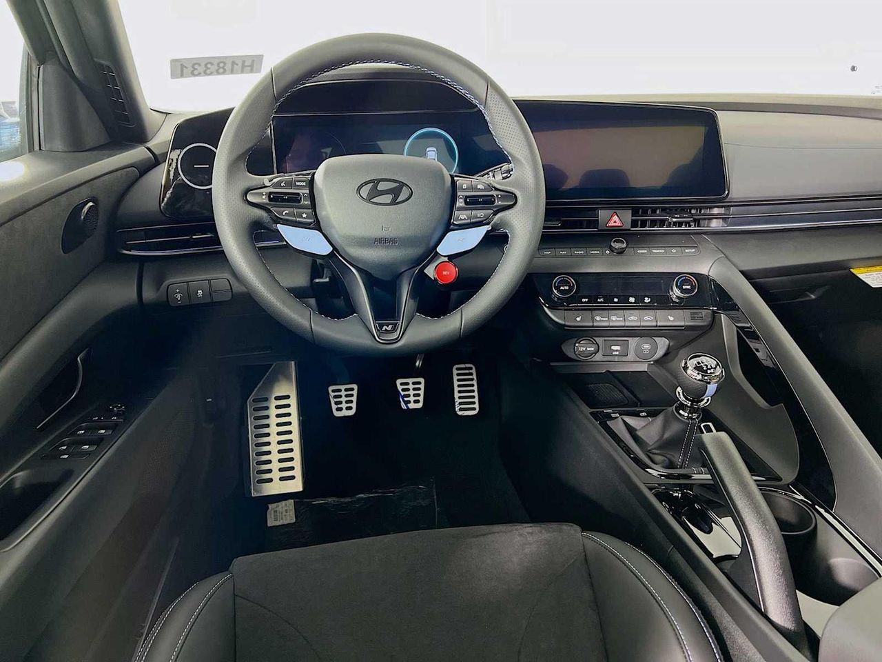 2025 Hyundai Elantra N photo 11