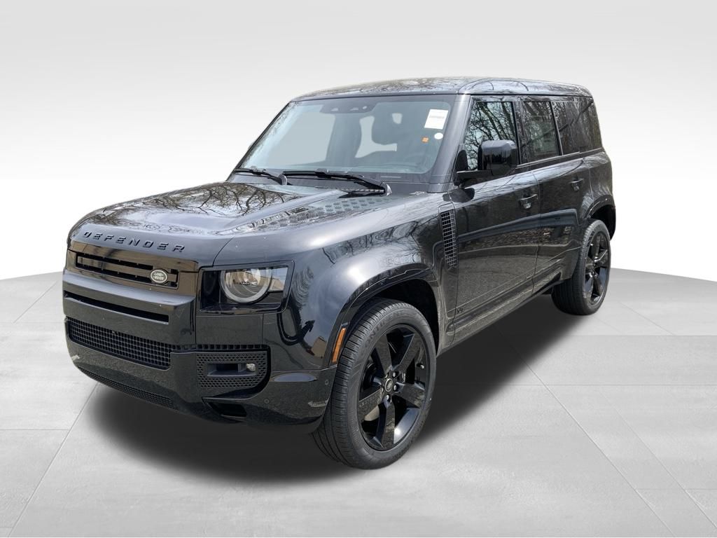 2025 Land Rover Defender V8's photo