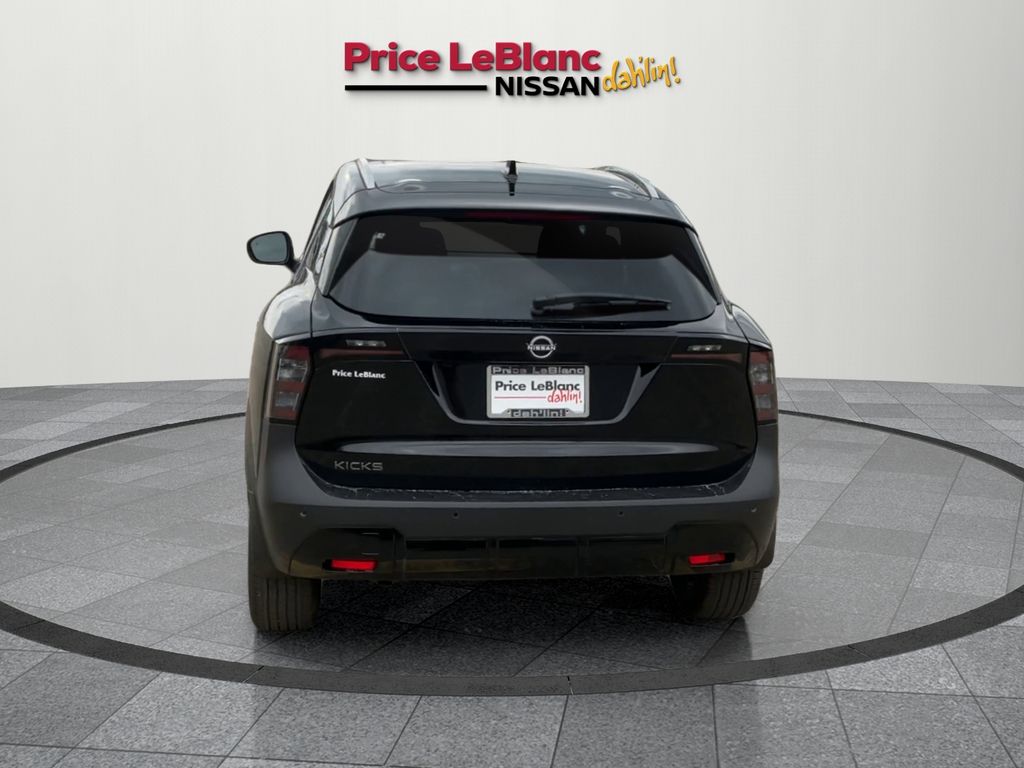 2026 Nissan Kicks SV photo 4