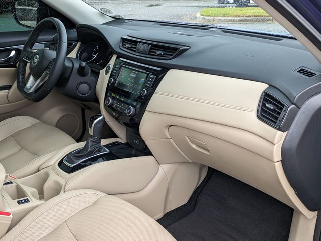 2019 Nissan Rogue SL photo 26
