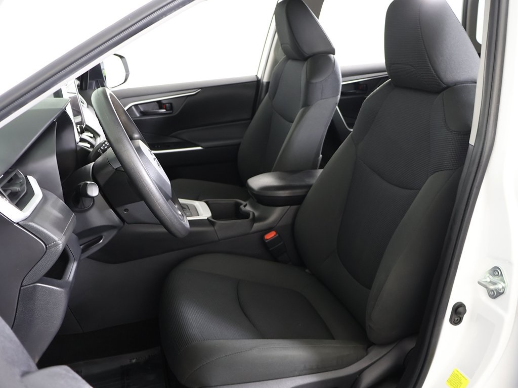 2024 Toyota RAV4 Hybrid LE photo 23