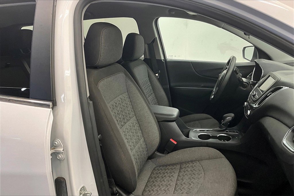 2023 Chevrolet Equinox LT photo 4