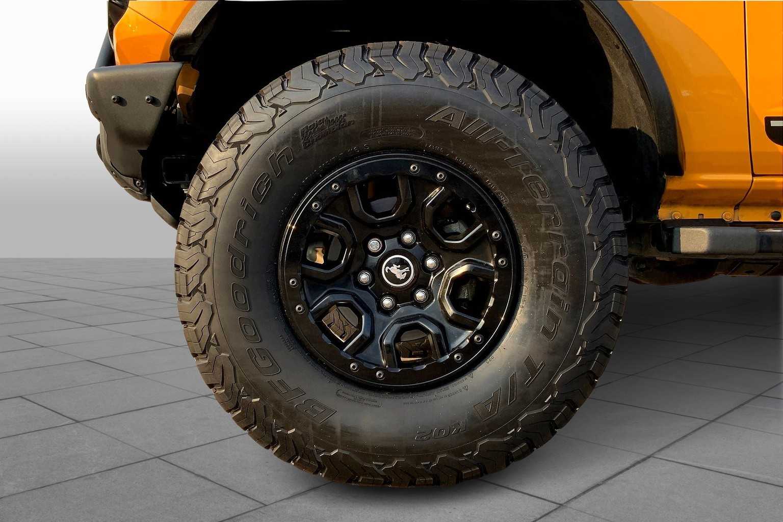 2021 Ford Bronco First Edition photo 20