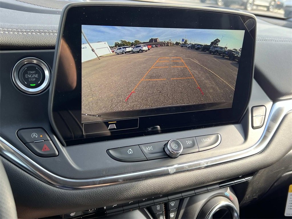 2025 Chevrolet Blazer 2LT photo 14
