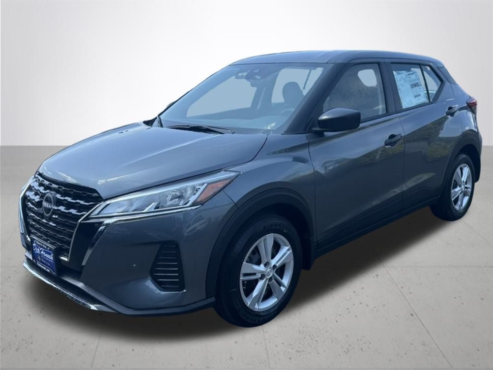 2025 Nissan Kicks Play S photo 2