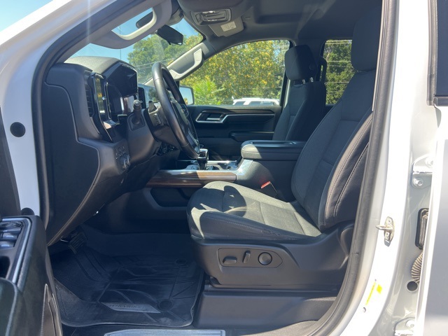 2022 Chevrolet Silverado 1500 LT photo 6
