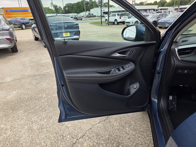 2026 Buick Encore GX Preferred photo 11