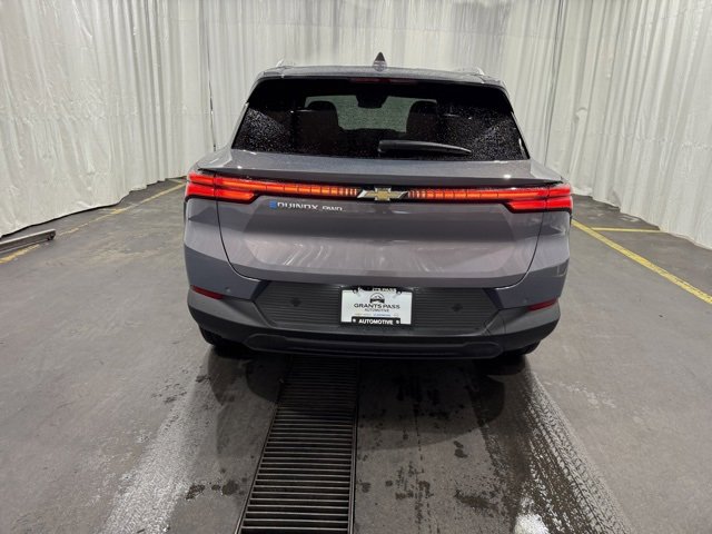 2026 Chevrolet Equinox EV 1LT photo 4