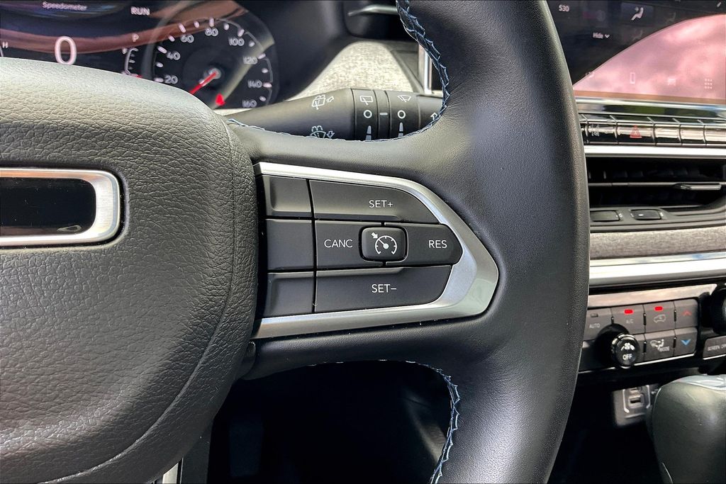 2022 Jeep Compass Latitude photo 22
