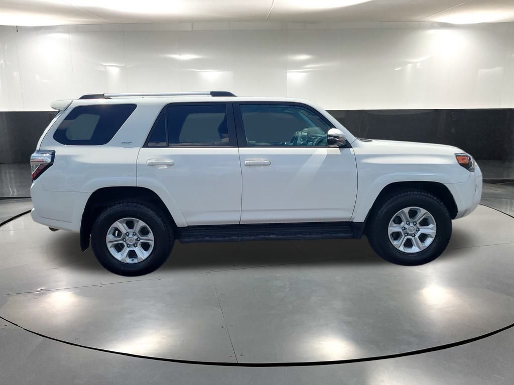 2020 Toyota 4Runner SR5 Premium photo 3