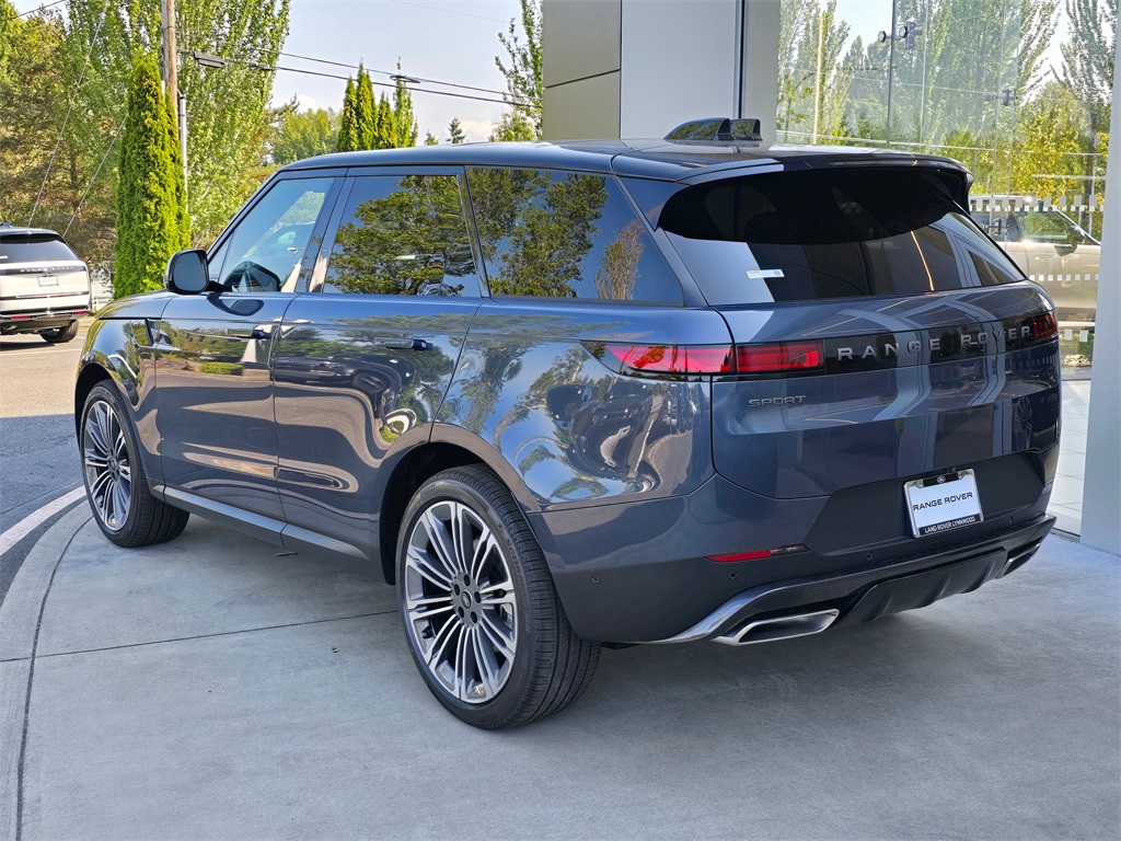 2025 Land Rover Range Rover Sport SE photo 4